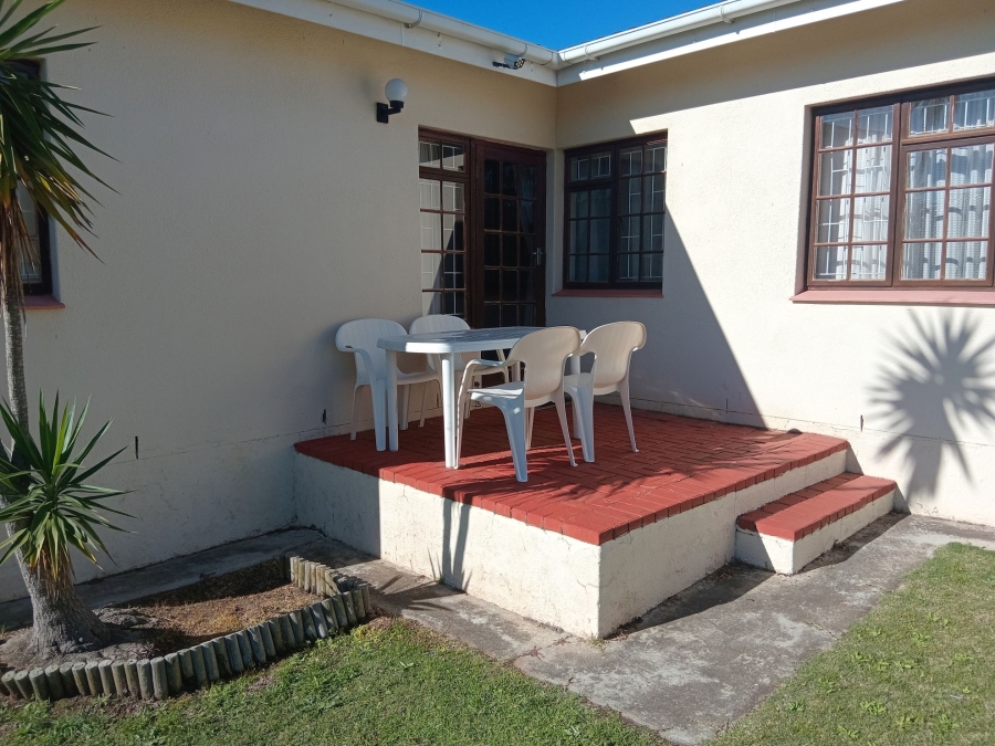3 Bedroom Property for Sale in Heiderand Western Cape